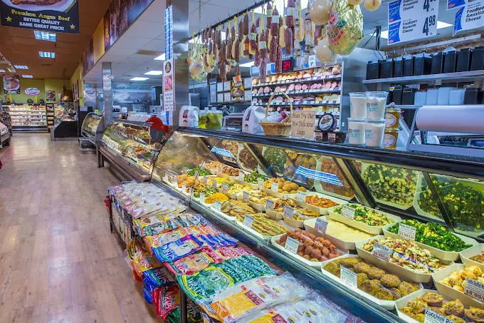 prepared food and deli counter at Nicholas Markets The Fresh Grocer Cedar Grove grocery store